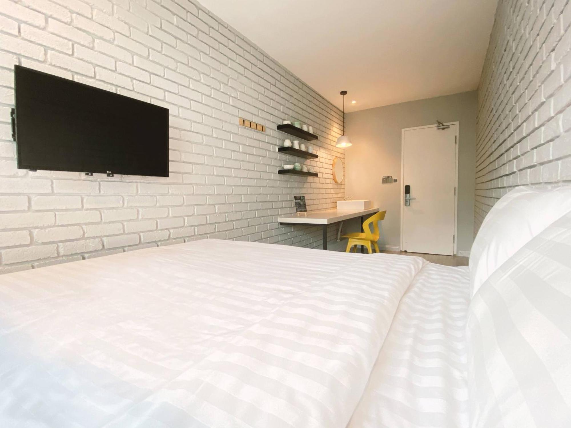 The Atelier Boutique Hotel Кота-Кінабалу Номер фото
